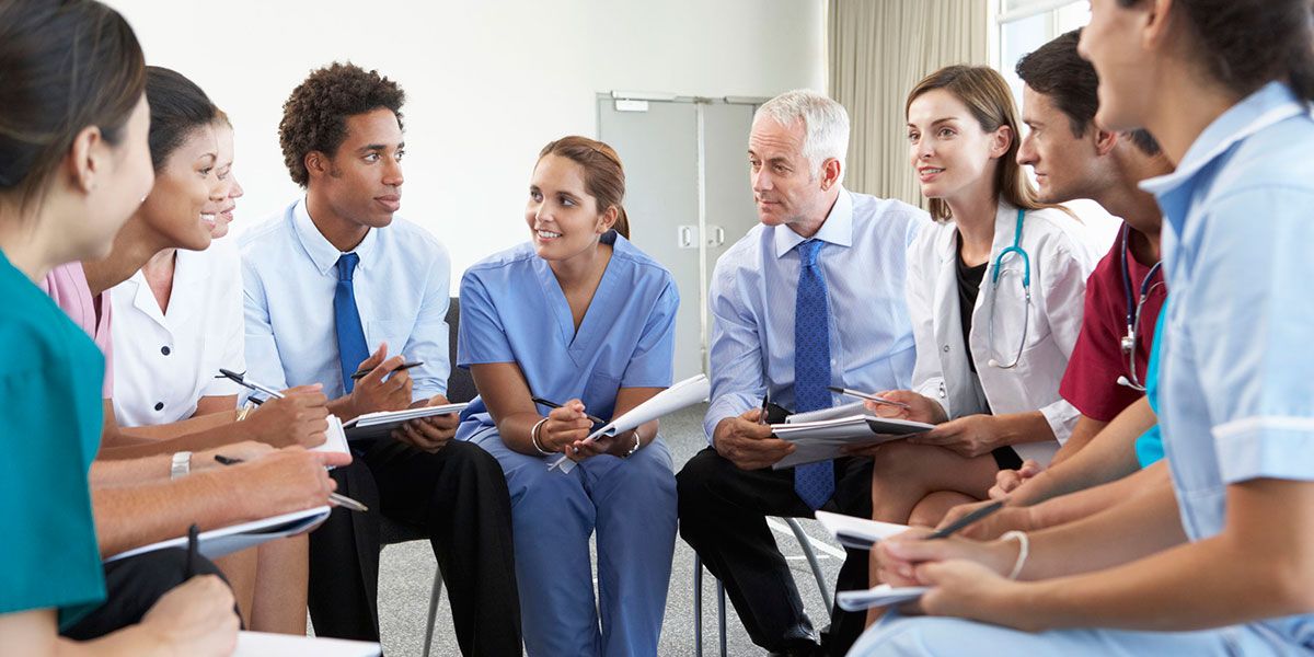 Wider network of professionals | 15 Outstanding Benefits of Being a Travel Nurse in 2017