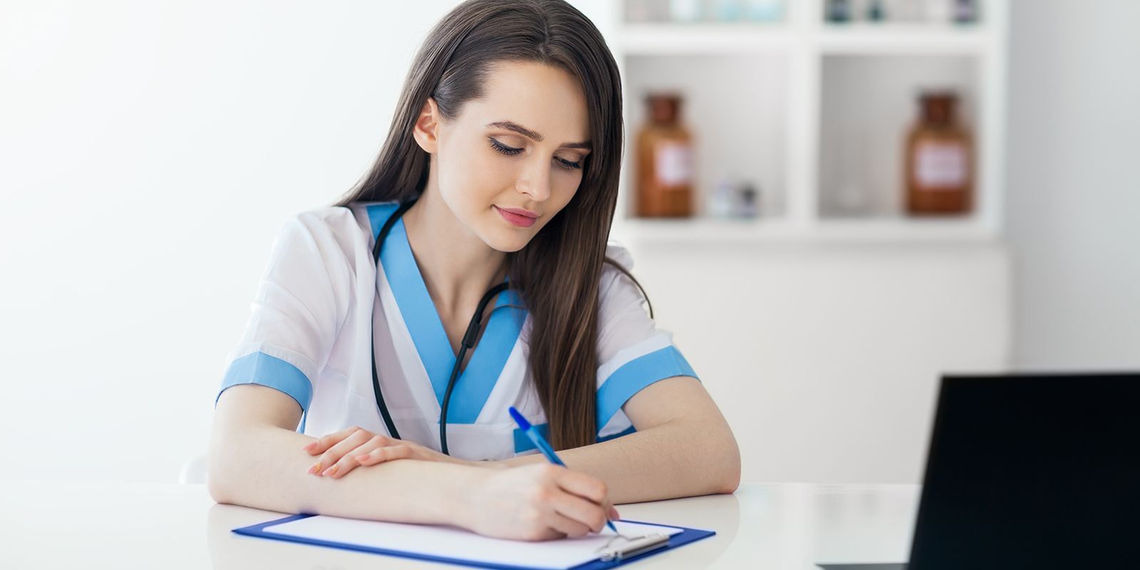 3 Quick And Easy Ways To Earn Your Nursing CEUs