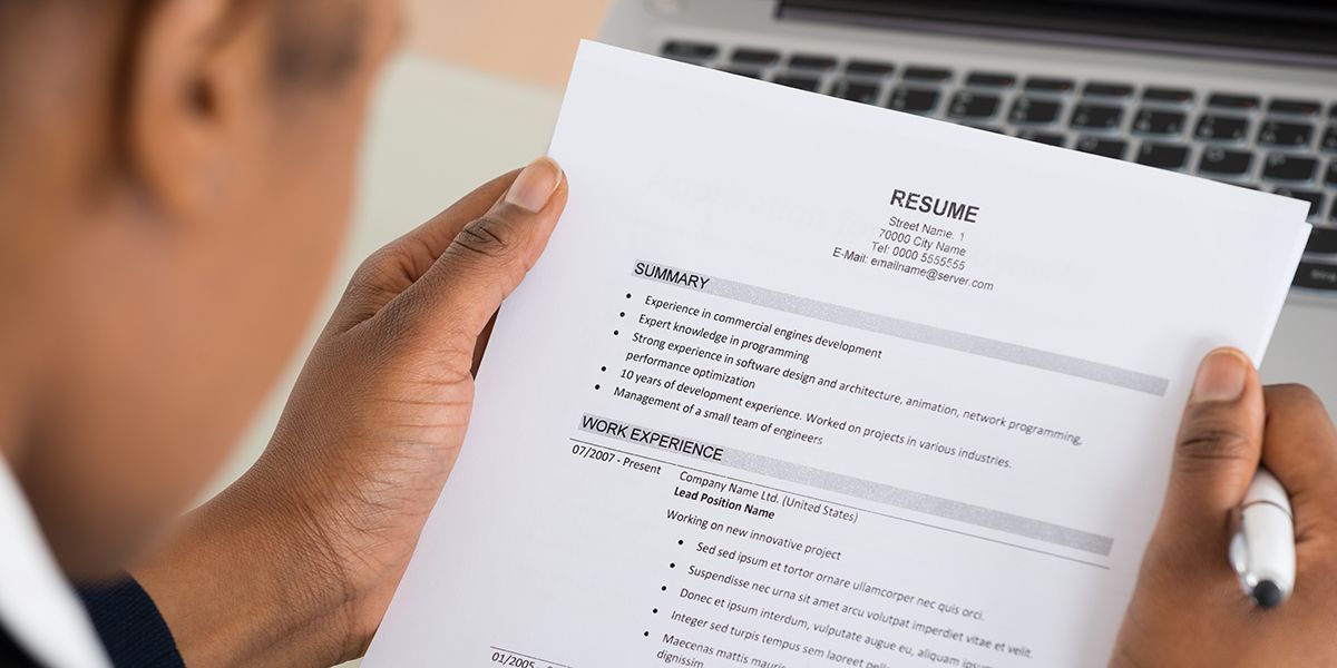 Feature Your Education | 5 Tips For Creating The Most Effective Healthcare Resume